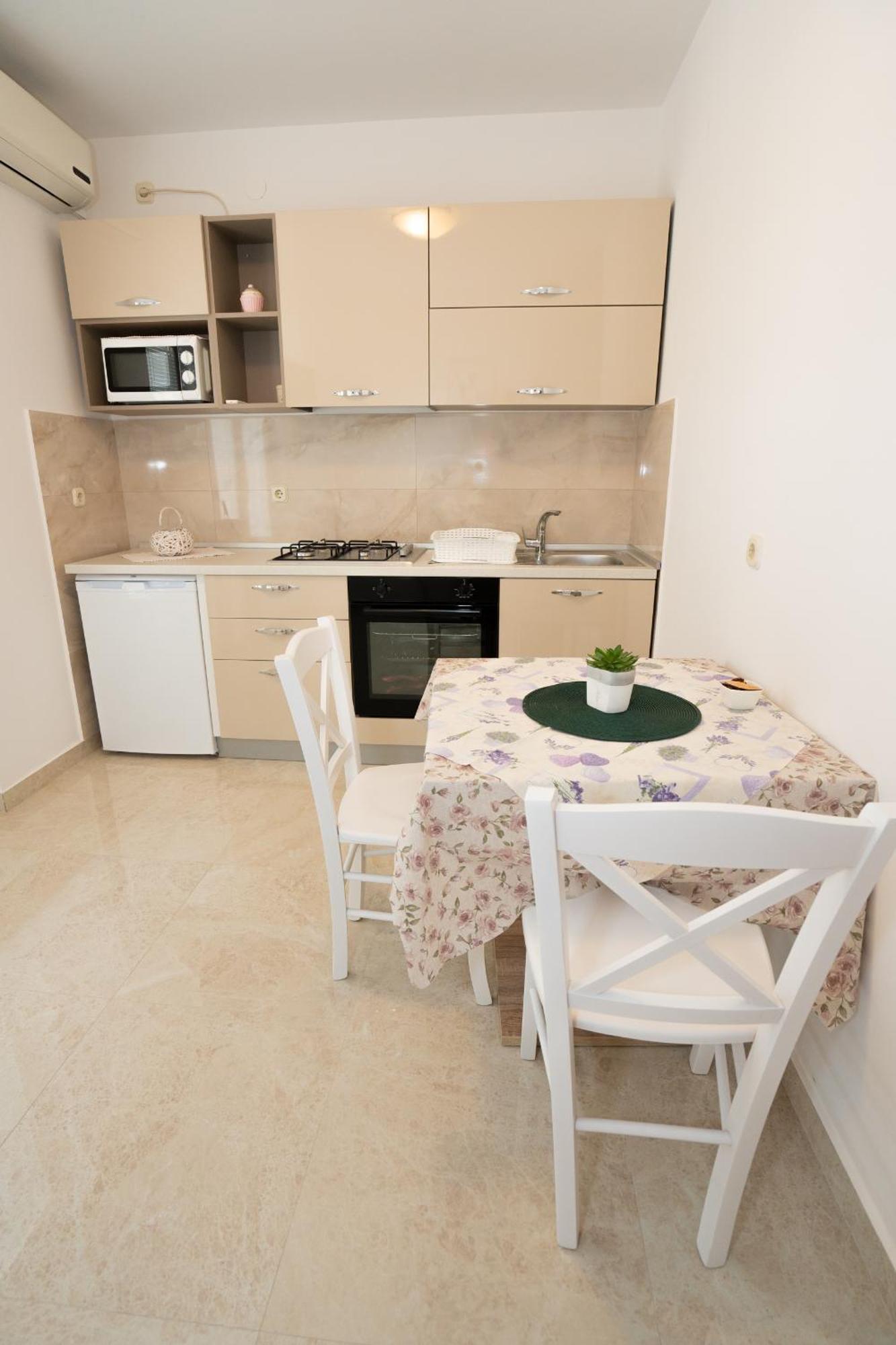 Apartmani Vidusin Новаля Екстер'єр фото